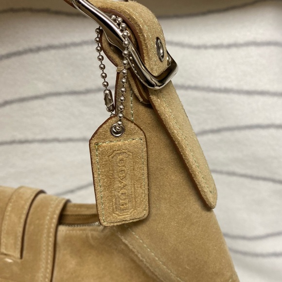 Coach Hamptons Suede Hobo - Picture 7 of 9